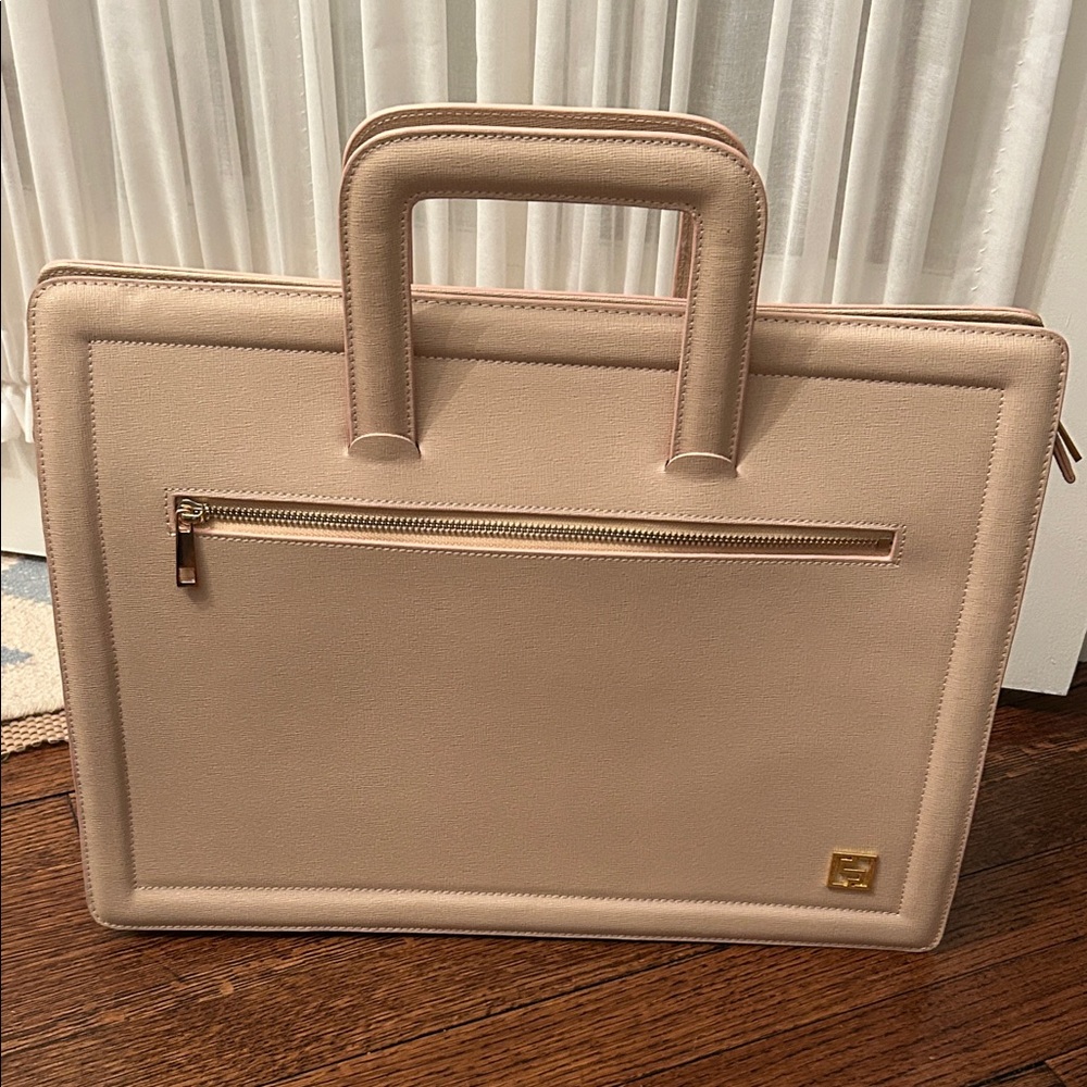 Elegant Tan Women’s Briefcase